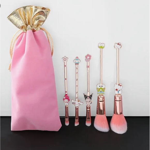 5pcs/Set Hello Kitty Makeup Brush Kawaii Cinnamoroll Melody Kuromi brushes - Picture 1 of 5